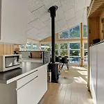 Gorgeous In With Kitchen Holiday home *